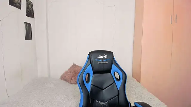 Makentoshi  online show from 03/20/25, 01:04