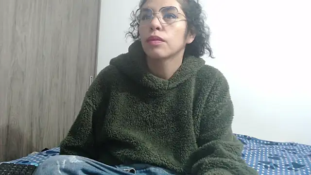 Anne purple online show from 01/24/25, 04:06