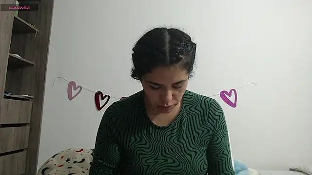 Anne purple online show from 02/14/25, 07:02