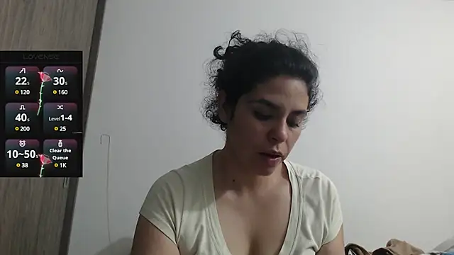 Anne purple online show from 03/03/25, 03:53