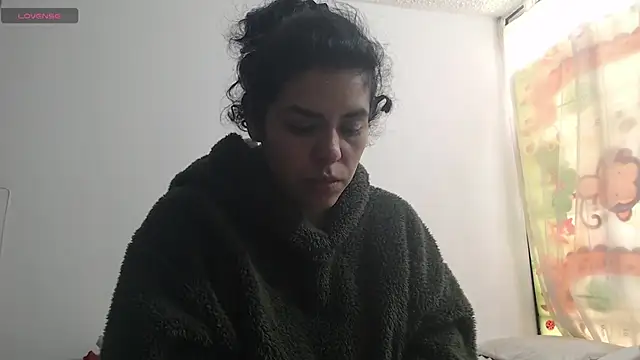 Anne purple online show from 03/17/25, 04:01