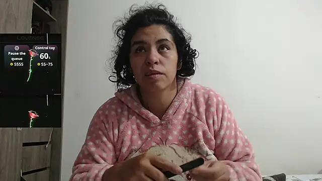 Anne purple online show from 09/22/25, 04:31