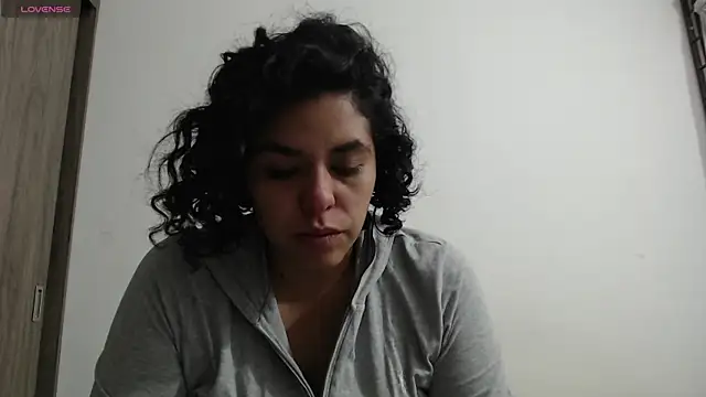 Anne purple online show from 10/03/25, 04:48