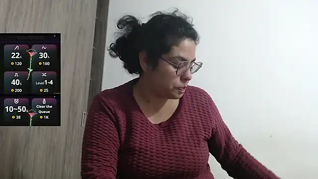 Anne purple online show from 11/06/25, 01:56