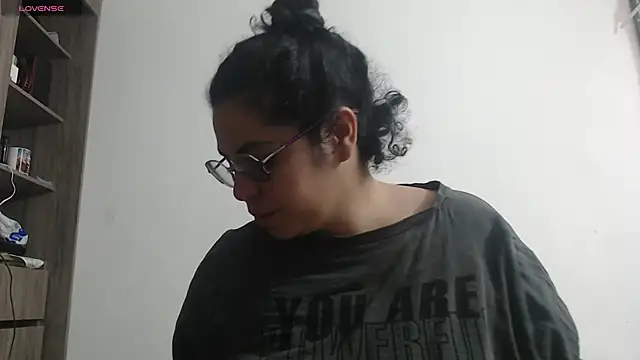 Anne purple online show from 11/14/25, 03:00