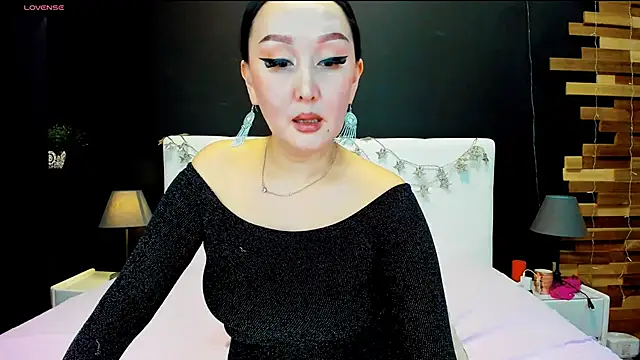 Snapshot of Julianna_Jami chatting on 02/04/25, 11:38 Julianna Jami online show from 02/04/25, 11:38