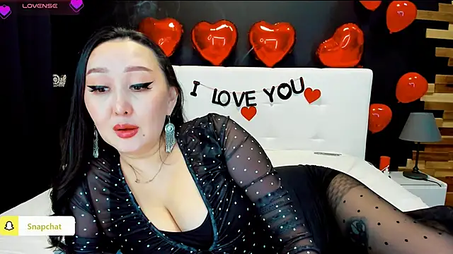 Snapshot of Julianna_Jami chatting on 03/12/25, 02:34 Julianna Jami online show from 03/12/25, 02:34