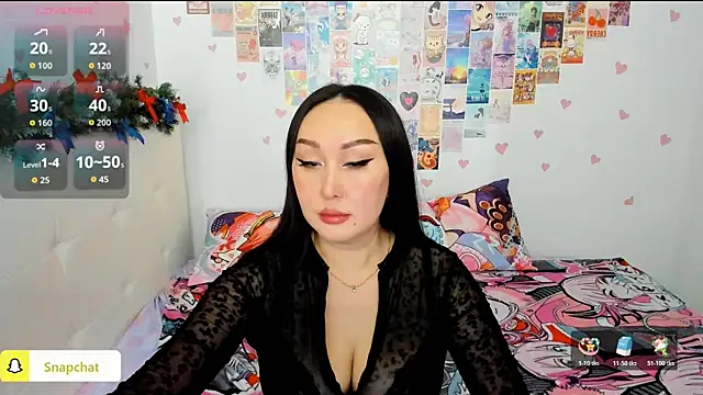 Snapshot of Julianna_Jami chatting on 12/21/25, 02:35 Julianna Jami online show from 12/21/25, 02:35