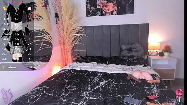 Snapshot of gigi_zahir chatting on 02/12/25, 08:27 gigi zahir online show from 02/12/25, 08:27