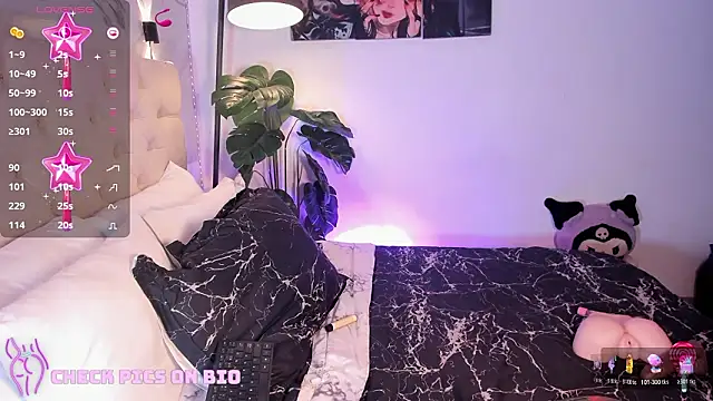 Snapshot of gigi_zahir chatting on 03/23/26, 12:25 gigi zahir online show from 03/23/26, 12:25