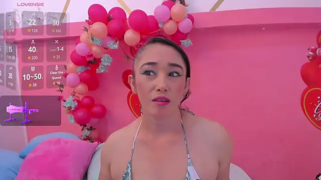 charlotte-11 online show from 09/29/25, 05:18