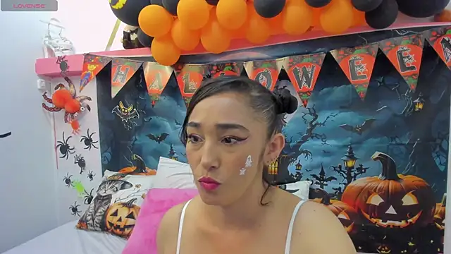 charlotte-11 online show from 10/10/25, 03:55