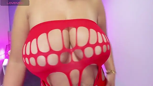 Snapshot of Alicebrooks_ chatting on 02/04/25, 12:33 Alicebrooks online show from 02/04/25, 12:33