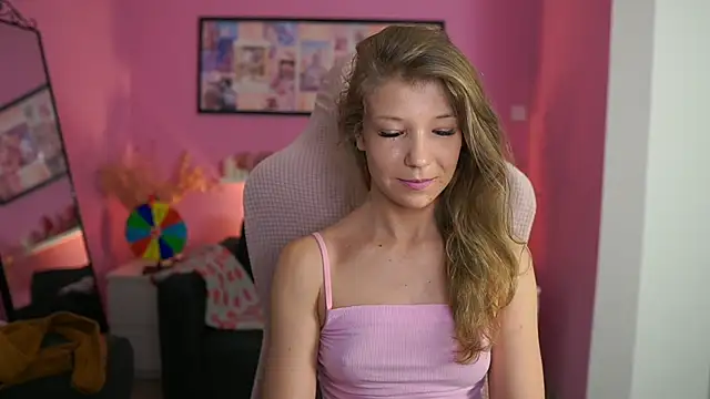 Snapshot of missicute chatting on 04/07/26, 06:08 missicute online show from 04/07/26, 06:08