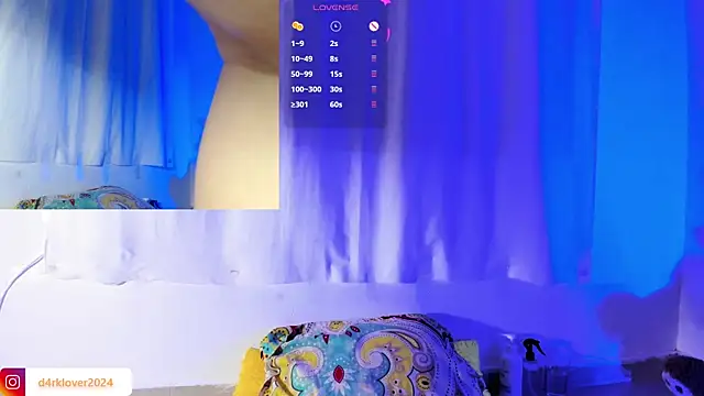 Snapshot of daarklover chatting on 03/21/25, 12:50 daarklover online show from 03/21/25, 12:50