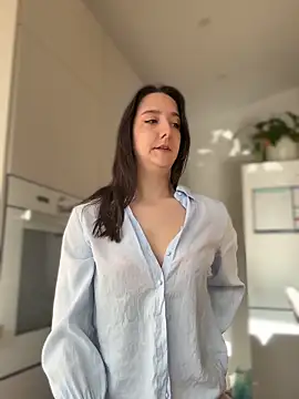 Snapshot of _Juliette chatting on 11/15/25, 09:50 Juliette online show from 11/15/25, 09:50