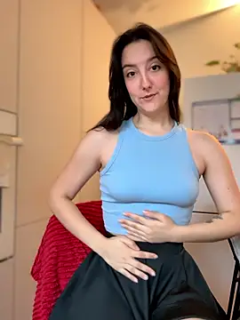 Snapshot of _Juliette chatting on 01/19/26, 09:13 Juliette online show from 01/19/26, 09:13