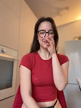 Snapshot of _Juliette chatting on 02/09/26, 09:13 Juliette online show from 02/09/26, 09:13