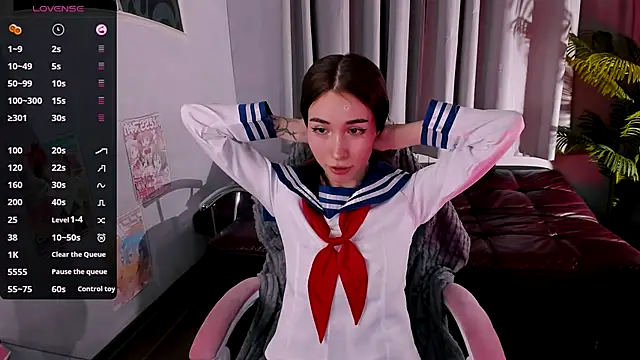 Snapshot of ashleyro1 chatting on 11/21/25, 01:10 ashleyro1 online show from 11/21/25, 01:10