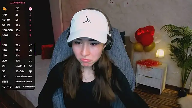 Snapshot of ashleyro1 chatting on 02/20/26, 01:11 ashleyro1 online show from 02/20/26, 01:11