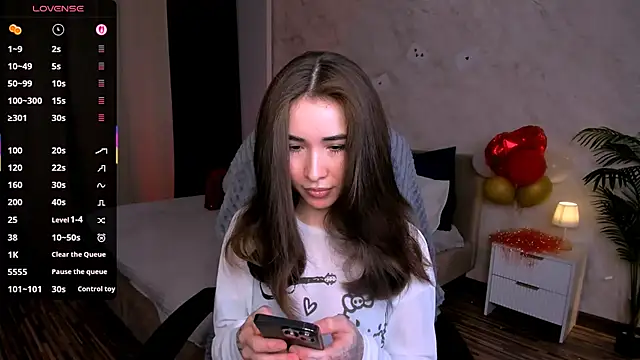 Snapshot of ashleyro1 chatting on 02/25/26, 01:21 ashleyro1 online show from 02/25/26, 01:21