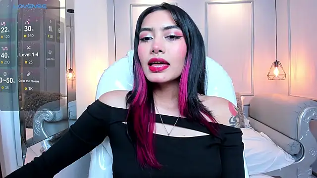 AzuraKindong online show from 02/06/25, 07:18