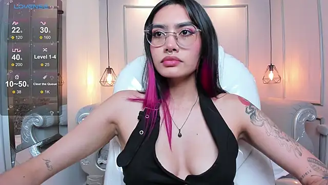 AzuraKindong online show from 03/03/25, 10:20