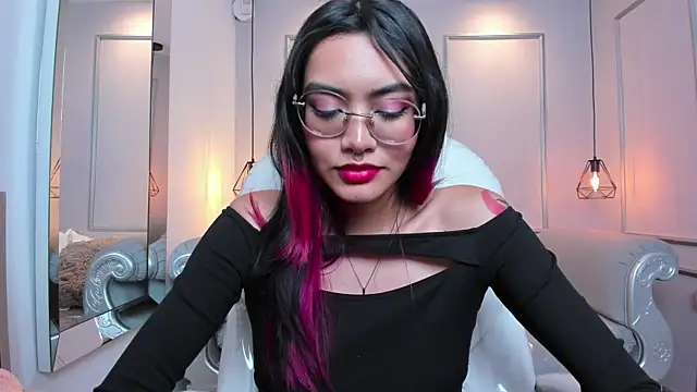 AzuraKindong online show from 03/08/25, 01:39