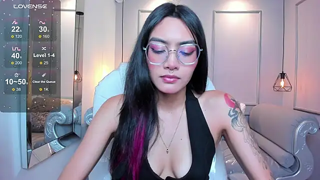 AzuraKindong online show from 09/22/25, 07:16