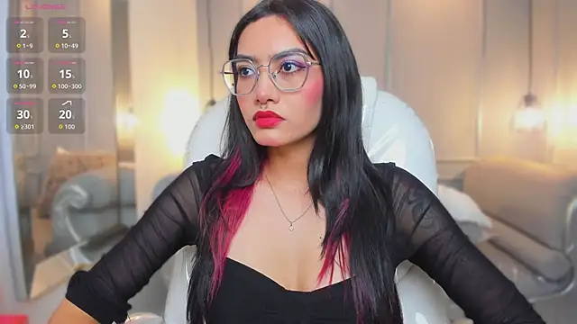 AzuraKindong online show from 02/19/26, 07:32