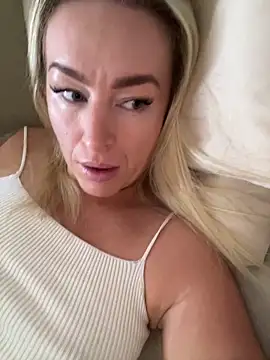 Snapshot of ChristyAdair chatting on 12/02/24, 03:14 ChristyAdair online show from 12/02/24, 03:14