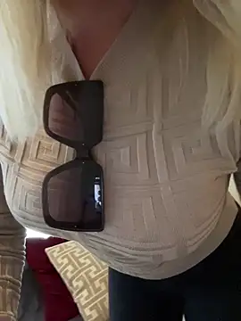 Snapshot of ChristyAdair chatting on 02/12/25, 04:22 ChristyAdair online show from 02/12/25, 04:22