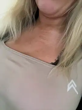 Snapshot of ChristyAdair chatting on 03/16/25, 10:33 ChristyAdair online show from 03/16/25, 10:33