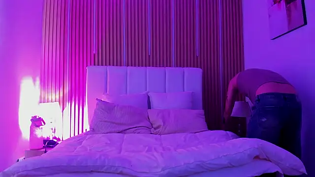 Snapshot of Tomy_Rox chatting on 03/17/26, 08:12 Tomy Rox online show from 03/17/26, 08:12