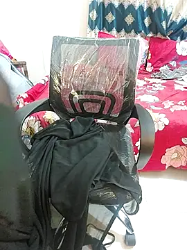 Snapshot of Adiba_2 chatting on 03/07/25, 04:13 Adiba 2 online show from 03/07/25, 04:13