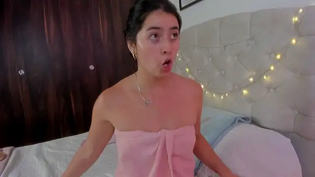 Snapshot of ChanellGV chatting on 02/06/25, 05:51 ChanellGV online show from 02/06/25, 05:51