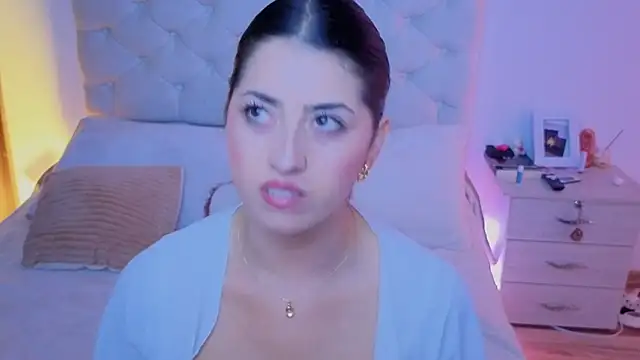 Snapshot of ChanellGV chatting on 11/23/25, 09:36 ChanellGV online show from 11/23/25, 09:36