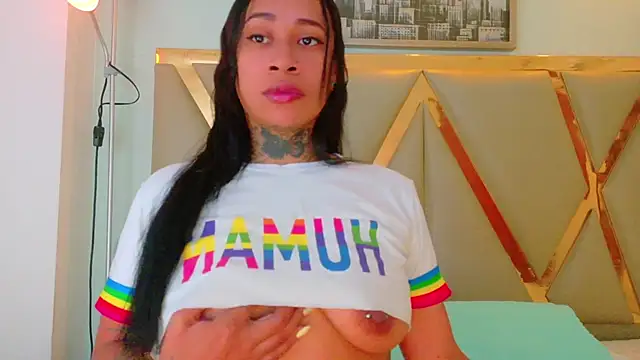 Snapshot of cattaleeyaa chatting on 10/20/25, 12:38 cattaleeyaa online show from 10/20/25, 12:38