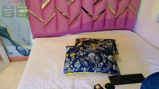 Snapshot of cattaleeyaa chatting on 06/08/26, 12:38 cattaleeyaa online show from 06/08/26, 12:38