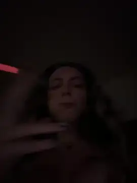 Snapshot of greedybratt chatting on 10/21/25, 07:31 greedybratt online show from 10/21/25, 07:31