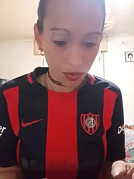 Zorrita Fox online show from 10/27/25, 05:28