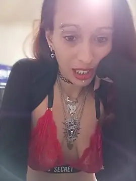 Snapshot of Zorrita_Fox chatting on 05/15/26, 12:17 Zorrita Fox online show from 05/15/26, 12:17