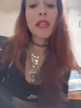 Snapshot of Zorrita_Fox chatting on 05/19/26, 01:11 Zorrita Fox online show from 05/19/26, 01:11