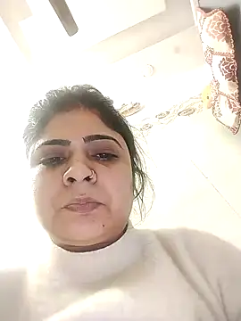 Snapshot of Husnpari20 chatting on 12/20/24, 09:32 Husnpari20 online show from 12/20/24, 09:32