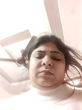 Snapshot of Husnpari20 chatting on 01/24/25, 03:43 Husnpari20 online show from 01/24/25, 03:43