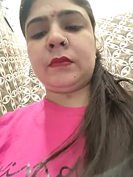 Snapshot of Husnpari20 chatting on 03/23/25, 05:43 Husnpari20 online show from 03/23/25, 05:43