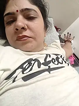 Snapshot of Husnpari20 chatting on 10/11/25, 05:00 Husnpari20 online show from 10/11/25, 05:00