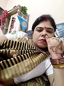 Snapshot of Husnpari20 chatting on 03/20/26, 04:28 Husnpari20 online show from 03/20/26, 04:28