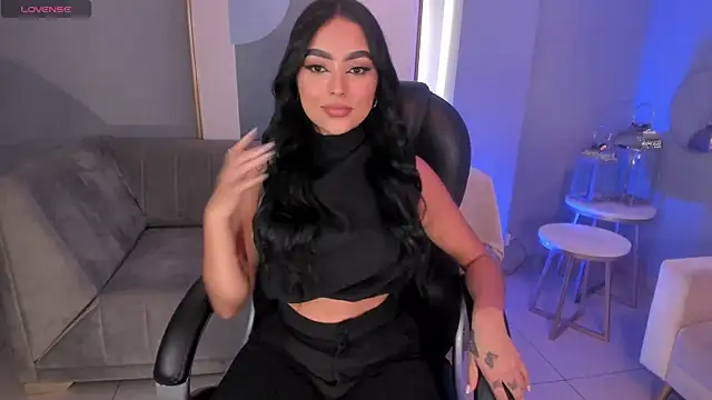 sarawinstone online show from 01/25/25, 07:39