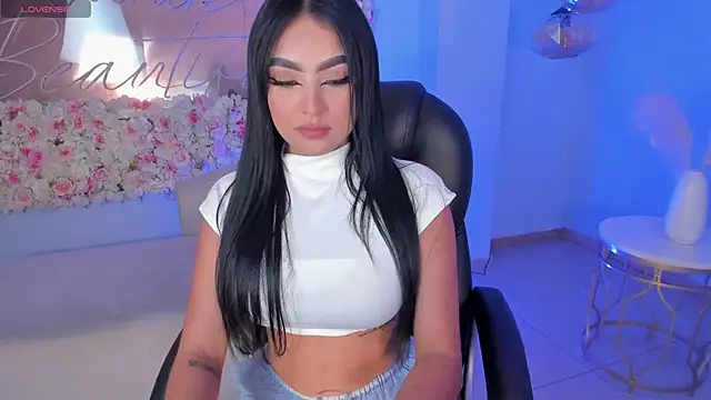 sarawinstone online show from 01/28/25, 08:04